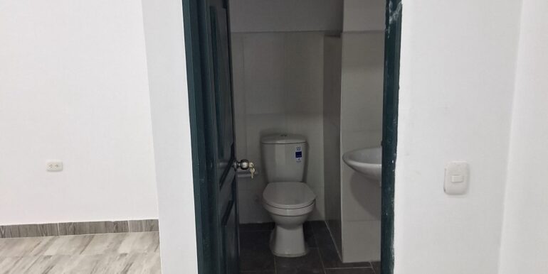 WhatsApp Image 2025-10-14 at 7.09.15 PM (2)